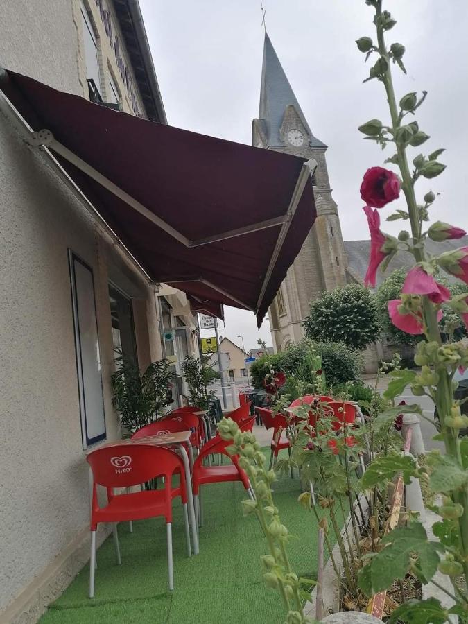 Logis Hotel & Restaurant Du Chemin Des Dames Corbeny エクステリア 写真
