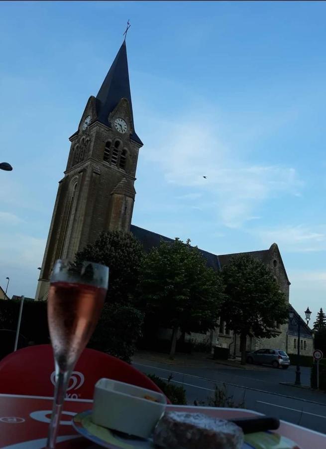 Logis Hotel & Restaurant Du Chemin Des Dames Corbeny エクステリア 写真
