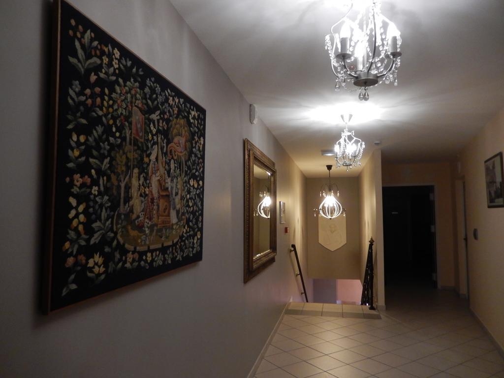 Logis Hotel & Restaurant Du Chemin Des Dames Corbeny エクステリア 写真