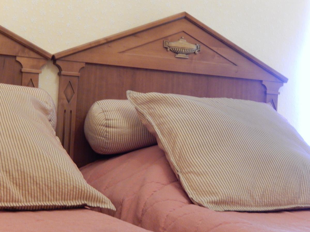 Logis Hotel & Restaurant Du Chemin Des Dames Corbeny エクステリア 写真